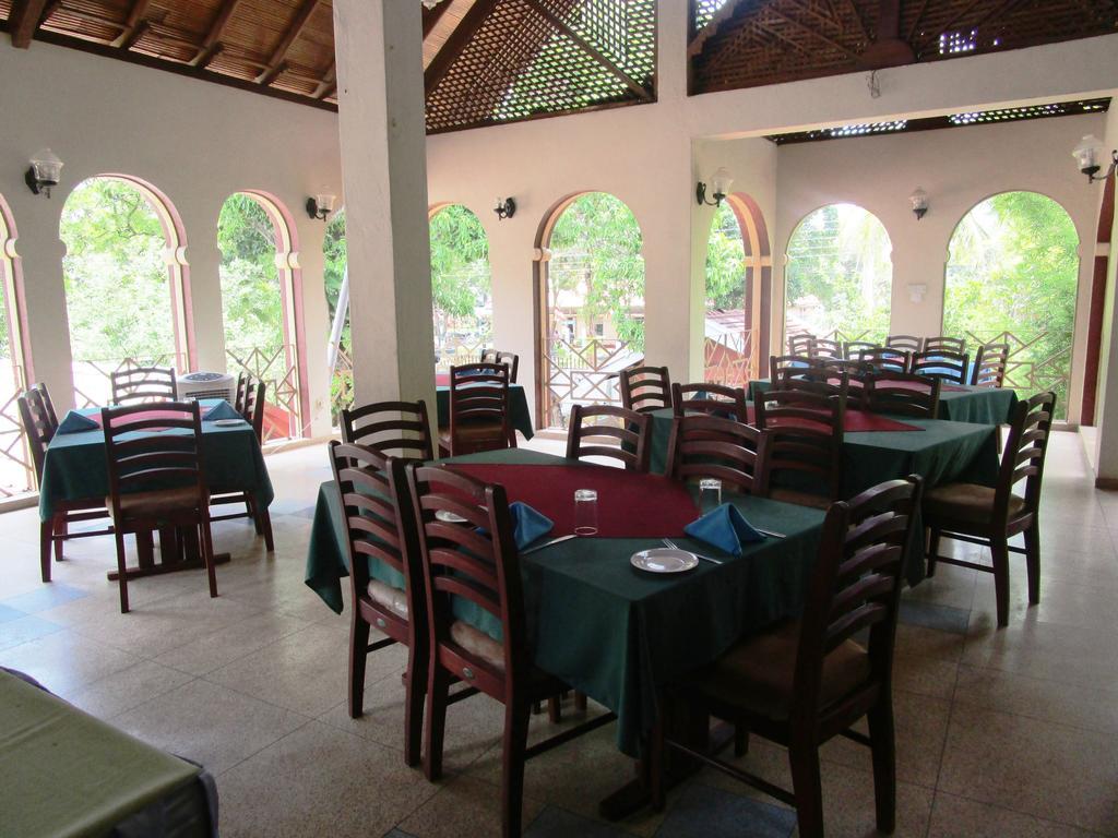 أنرادابورام Hotel Shalini المظهر الخارجي الصورة