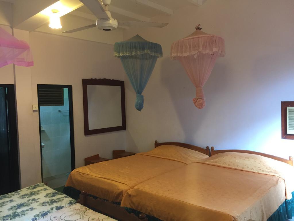 أنرادابورام Hotel Shalini المظهر الخارجي الصورة