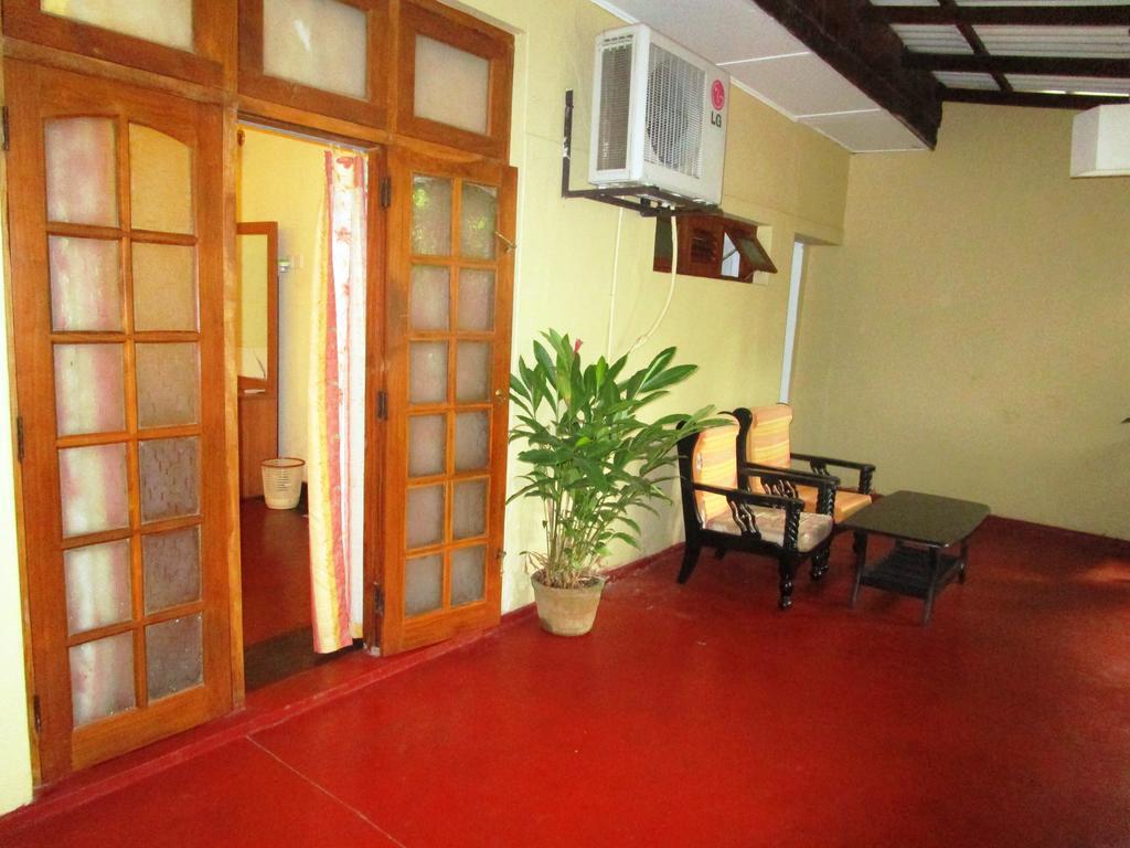 أنرادابورام Hotel Shalini المظهر الخارجي الصورة